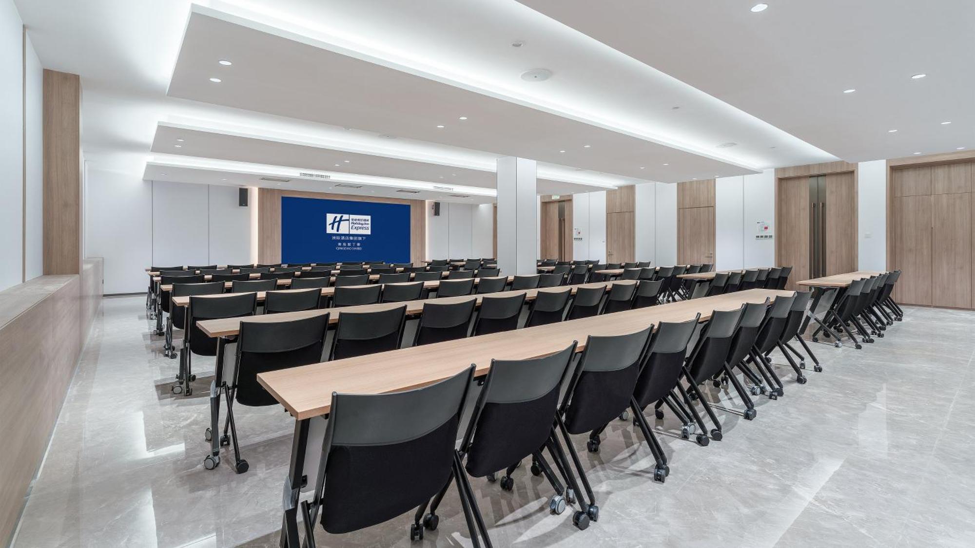 Holiday Inn Express Qingdao Shibei By Ihg Exterior foto